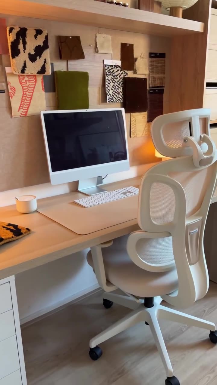 Instagram: Workspace